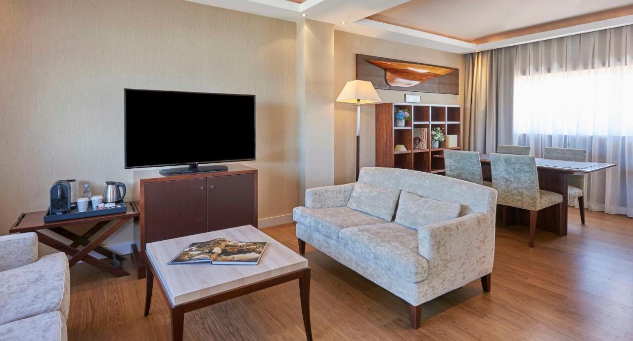 Nh Collection A Coruna Finisterre Extérieur photo Suite