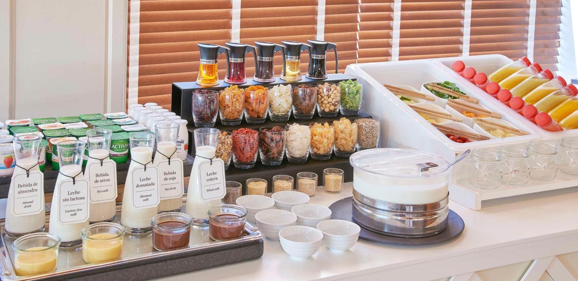 Nh Collection A Coruna Finisterre Extérieur photo A condiment bar