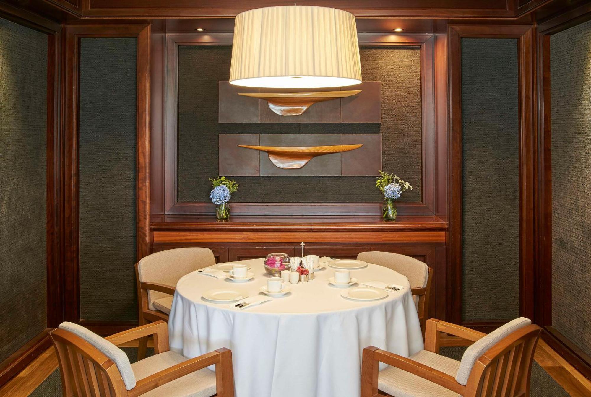 Nh Collection A Coruna Finisterre Extérieur photo The dining room